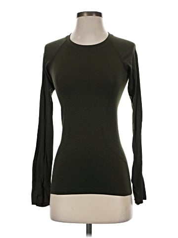 Lululemon Athletica Long Sleeve T-Shirt (view 1)