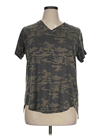 Amaryllis Short Sleeve T-Shirt (view 1)
