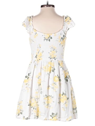 Hollister Casual Dress (view 2)