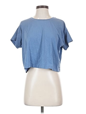 Lululemon Athletica Short Sleeve T-Shirt (view 1)