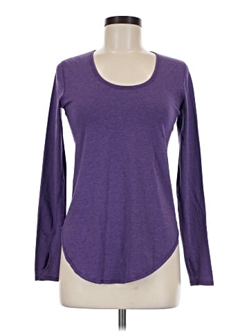 Lululemon Athletica Long Sleeve T-Shirt (view 1)