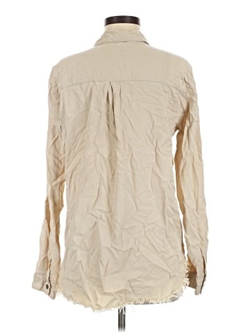 Veveret Long Sleeve Button-Down Shirt (view 2)