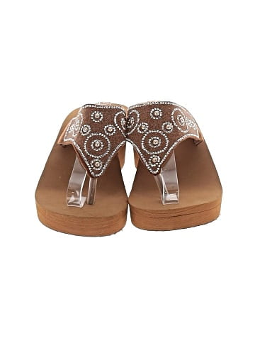 Unbranded Wedges (view 2)