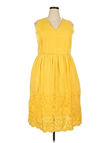 Ann Taylor Casual Dress (view 1)