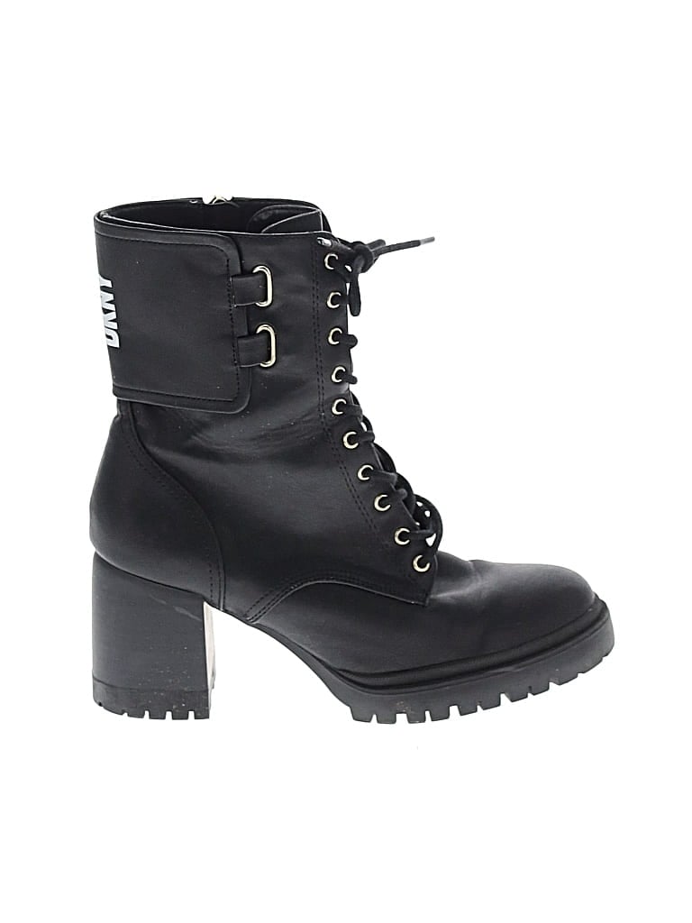 Pre-owned Dkny Boots In Black