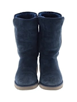 Ugg Boots (view 2)
