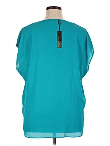 Rose + Olive Short Sleeve Blouse (view 2)