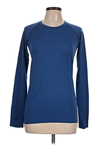 Lululemon Athletica Long Sleeve T-Shirt (view 1)