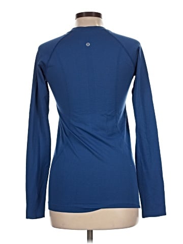Lululemon Athletica Long Sleeve T-Shirt (view 2)