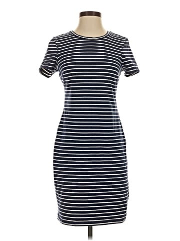 Old Navy Casual Dress (view 1)