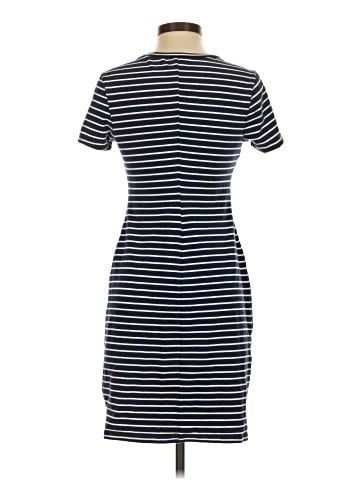 Old Navy Casual Dress (view 2)
