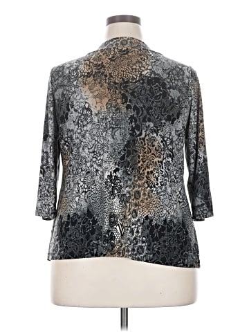 Suzie In The City 3/4 Sleeve Top (view 2)