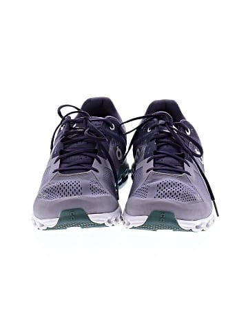 On Cloud Sneakers (view 2)