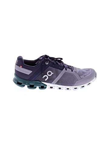 On Cloud Sneakers (view 1)