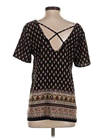 Sienna Sky Short Sleeve T-Shirt (view 2)