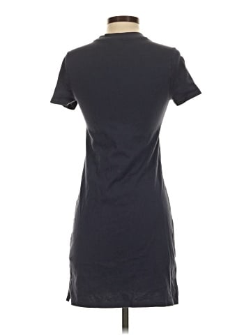 Old Navy Casual Dress (view 2)