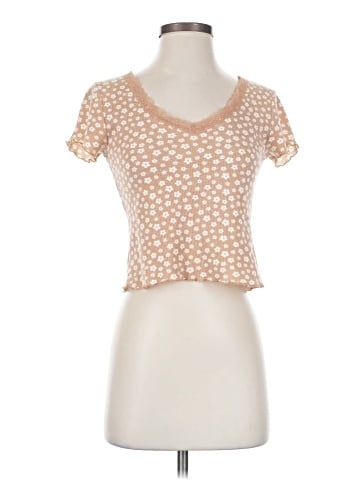 Pinque Short Sleeve T-Shirt (view 1)