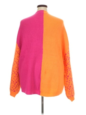 Davi & Dani Pullover Sweater (view 2)