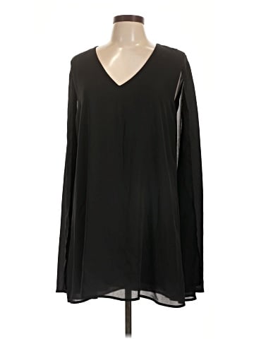 Romeo & Juliet Couture Casual Dress (view 1)