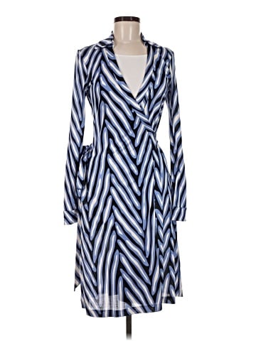 Diane von Furstenberg Casual Dress (view 1)