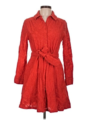 Saks Fifth Avenue Casual Dress (view 1)