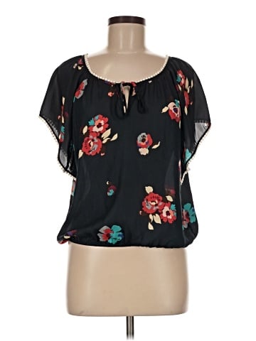 American Eagle Outfitters Short Sleeve Blouse (view 1)
