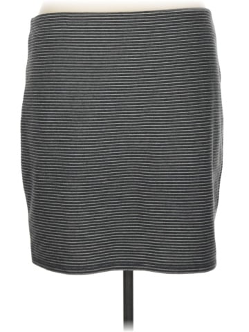 Ann Taylor LOFT Outlet Casual Skirt (view 2)