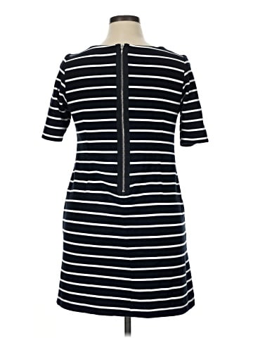 Banana Republic Casual Dress (view 2)