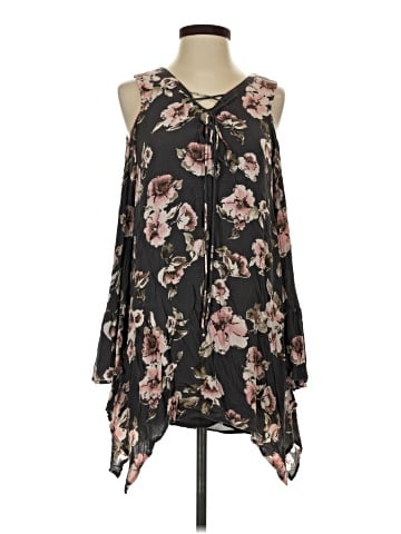 Blu Pepper Casual Dress (view 1)