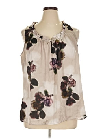 a.n.a. A New Approach Sleeveless Blouse (view 1)