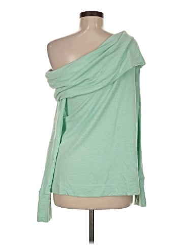 Lilly Pulitzer Sweatshirt (view 2)