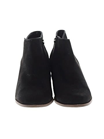 Amazon Essentials Ankle Boots (view 2)