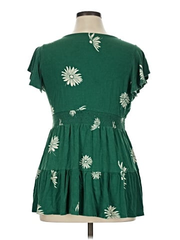 Torrid Short Sleeve Blouse (view 2)