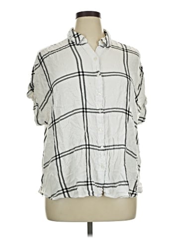 Jane and Delancey Short Sleeve Blouse (view 1)