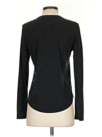 Lululemon Athletica Long Sleeve T-Shirt (view 2)