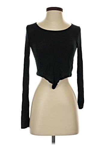 Urban Outfitters Long Sleeve T-Shirt (view 1)