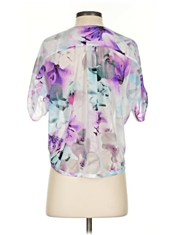 Jennifer Lopez Short Sleeve Blouse (view 2)