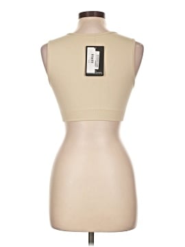 PrettyLittleThing Sleeveless T-Shirt (view 2)