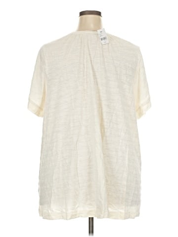 Lane Bryant Short Sleeve T-Shirt (view 2)