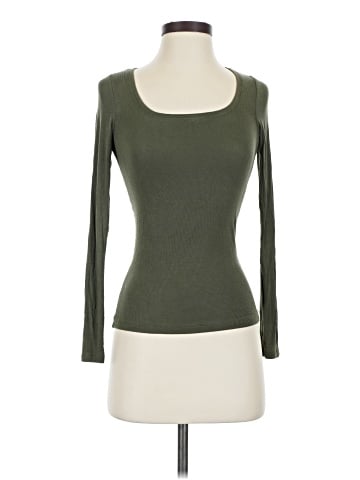 Victoria's Secret 3/4 Sleeve T-Shirt (view 1)