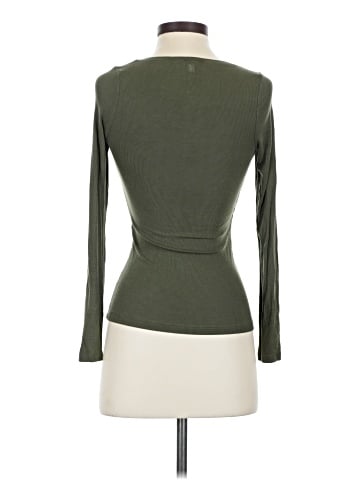 Victoria's Secret 3/4 Sleeve T-Shirt (view 2)
