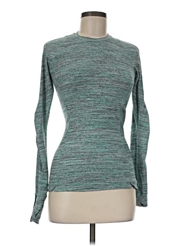 Lululemon Athletica Long Sleeve T-Shirt (view 1)