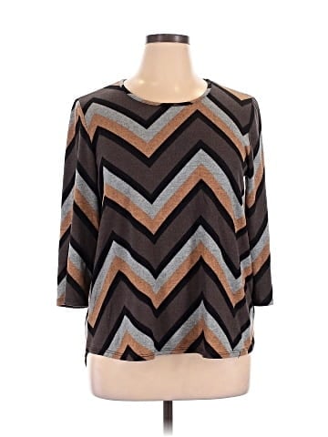 Tacera 3/4 Sleeve T-Shirt (view 1)
