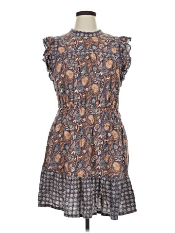Universal Thread Casual Dress (view 1)