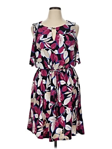 Roz & Ali Casual Dress (view 1)