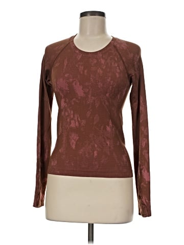 Lululemon Athletica Long Sleeve T-Shirt (view 1)
