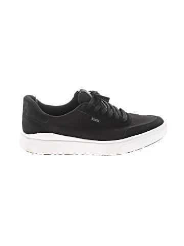 KIZIK Sneakers (view 1)