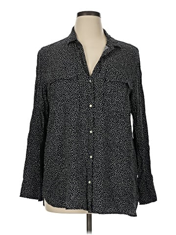 Gap Long Sleeve Button-Down Shirt (view 1)