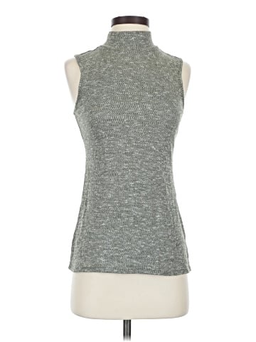 Cato Sleeveless T-Shirt (view 1)