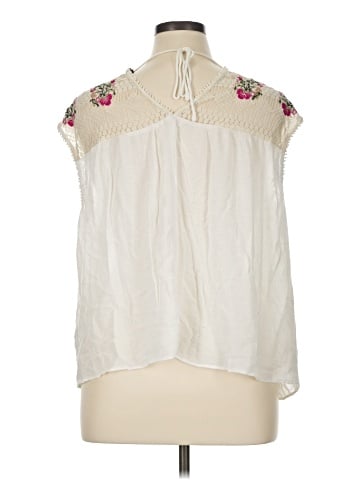 Ranna Gill Sleeveless Blouse (view 2)